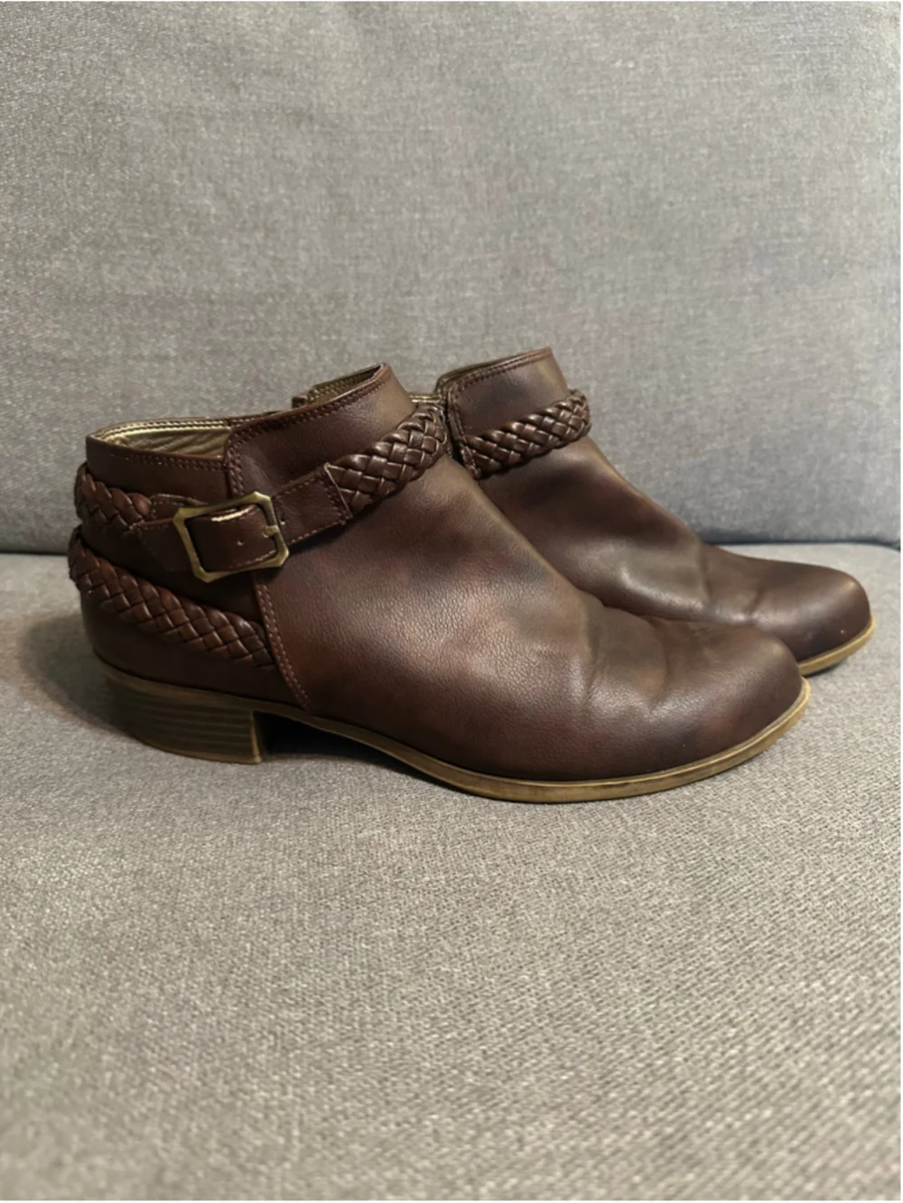 LifeStride Adriana Brown Ankle Booties Size 9.5 Faux Leather Boots Block Heel